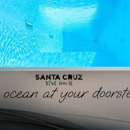 Santa Cruz Dive House Padi Dive Resort *