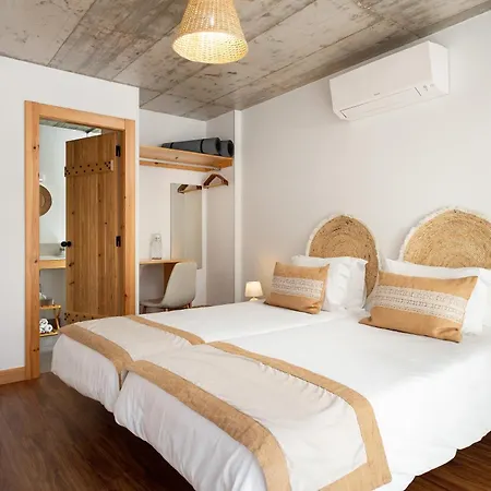 Santa Cruz Dive House Padi Dive Resort Silveira (Lisbon)