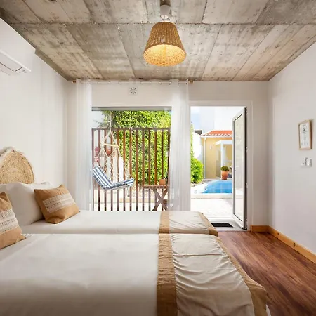 Dive House - Padi Centre * Santa Cruz (Oeste)